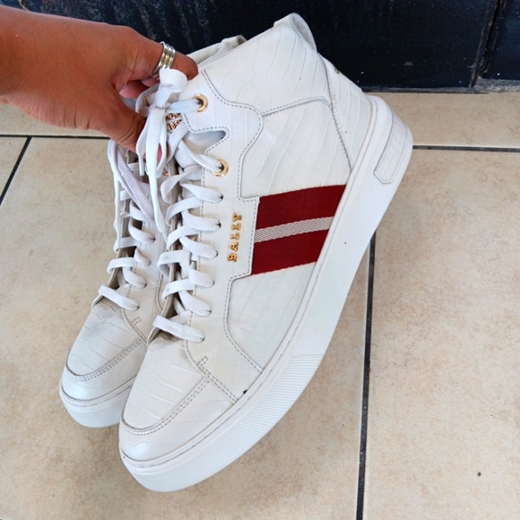 Bally White and Red Croc-Embossed Sneakers Size Eu11E Us 12D - Picture 1 of 8